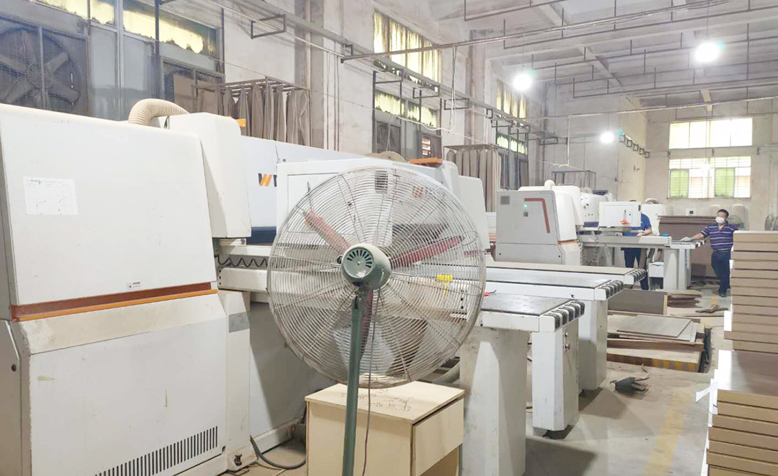 26年服裝定制服務，源頭廠家 · 品質保證